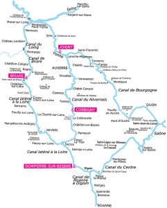 Burgundy canal boat hire - Loire Valley canal boat holidays